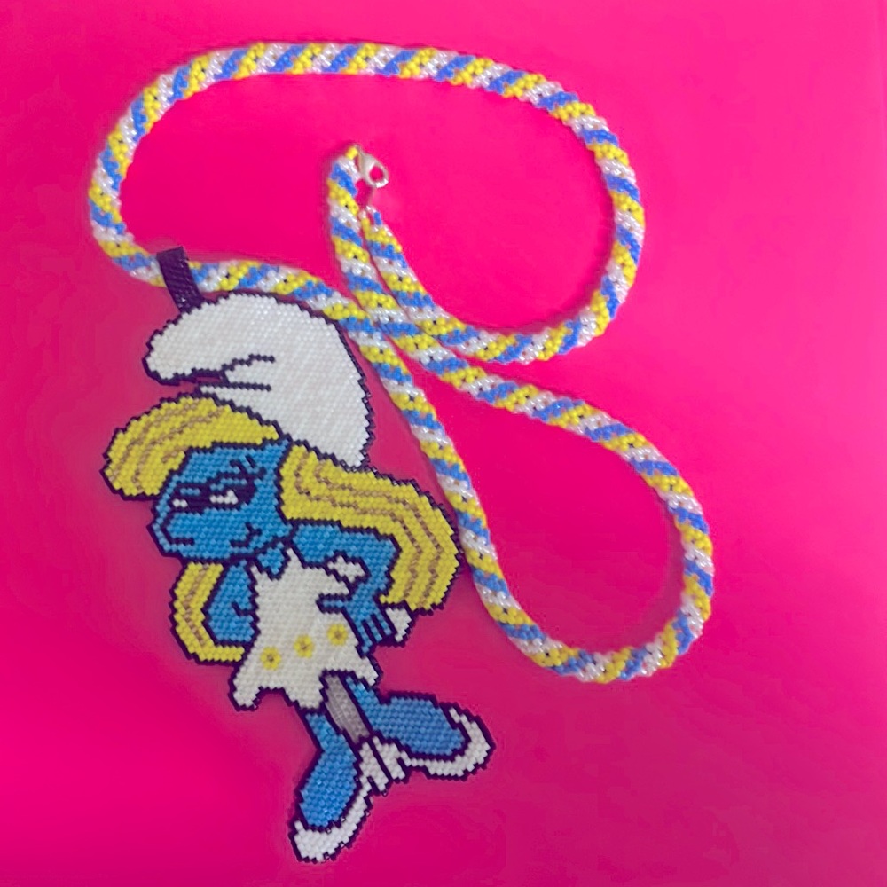 Beaded Smurfette medallion